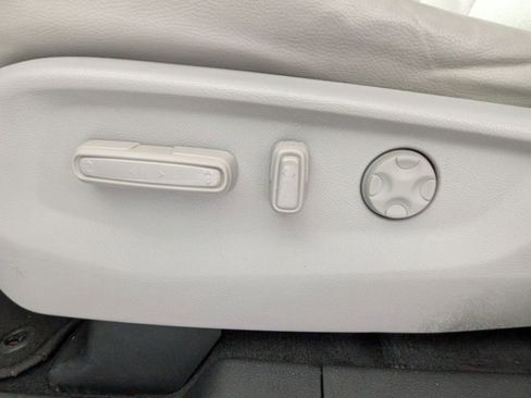 Used 2018 Honda Odyssey EX-L image 22