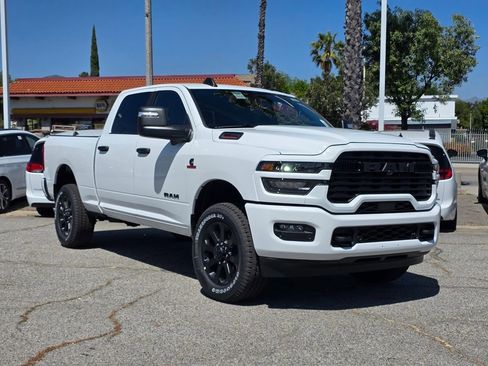 New 2026 RAM 2500 Big Horn AWD/4WD image 1