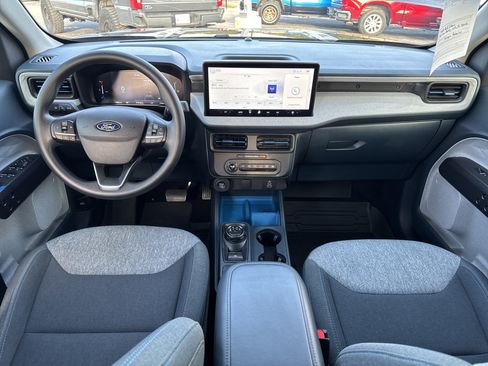 Used 2025 Ford Maverick XLT w/ Equipment Group 302A image 10