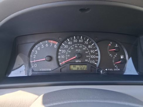 Used 2006 Toyota Corolla CE w/ Upgrade Pkg FWD image 10