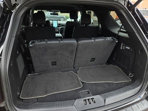 Used 2022 Ford Explorer ST w/ Equipment Group 401A AWD/4WD image 37