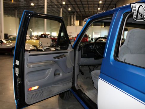 Used 1997 Ford F350 2WD Crew Cab image 18