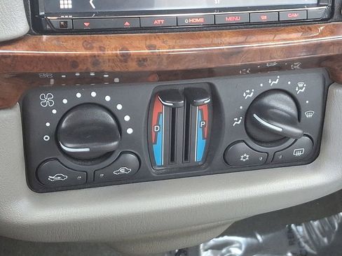 Used 2004 Chevrolet Impala image 20