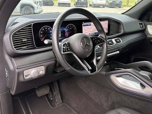 Used 2025 Mercedes-Benz GLE 450 4MATIC w/ Winter Package image 22
