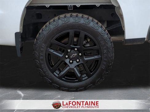 Certified 2022 Chevrolet Silverado 1500 Custom Trail Boss w/ LPO, Dark Essentials Package image 29