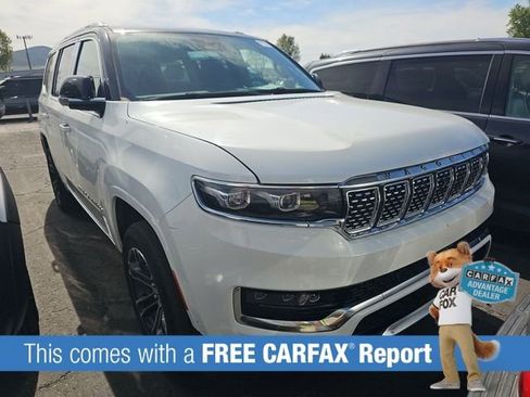 Used 2023 Jeep Grand Wagoneer Base image 2