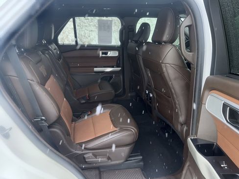 Certified 2021 Ford Explorer King Ranch w/ Premium Technology Package image 21