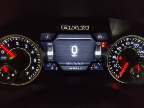 Used 2019 RAM 1500 Big Horn AWD/4WD image 23