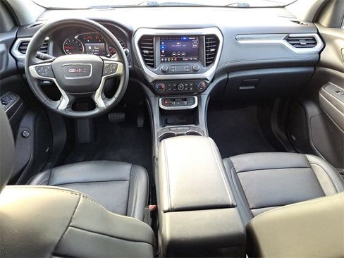 Used 2023 GMC Acadia SLT image 10