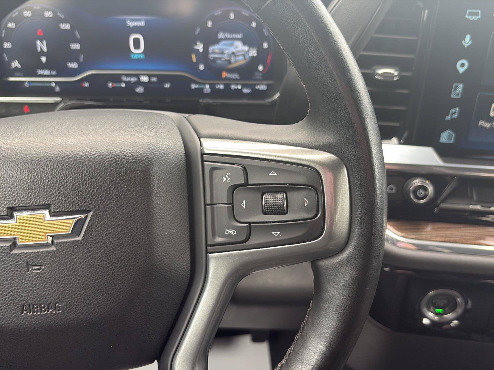 Used 2023 Chevrolet Silverado 1500 LT AWD/4WD image 17