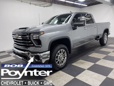 Used 2026 Chevrolet Silverado 3500 LTZ image 1