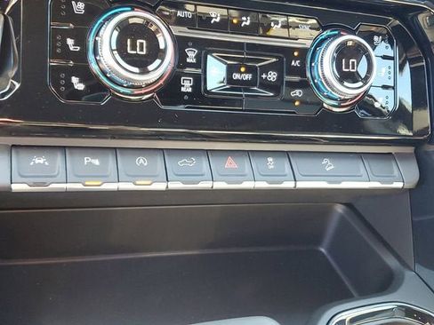 New 2026 GMC Sierra 1500 AT4 w/ AT4 Premium Package image 25