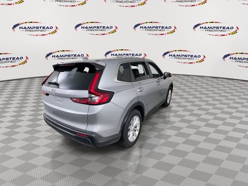 Used 2023 Honda CR-V EX image 8