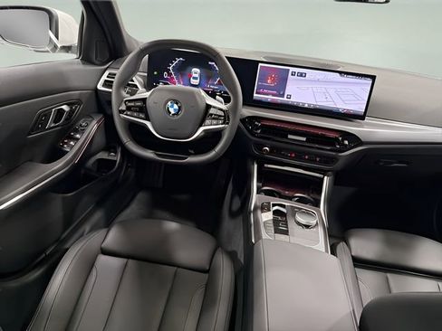 Used 2025 BMW 330i xDrive 330i xDrive image 26