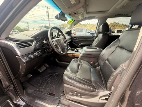 Used 2017 Chevrolet Suburban LT AWD/4WD image 10