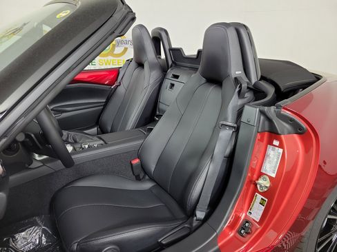 New 2026 MAZDA MX-5 Miata Grand Touring w/ Weather Package RWD image 12