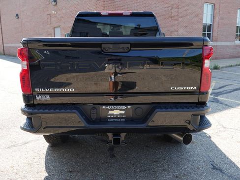 New 2026 Chevrolet Silverado 2500 Custom w/ Custom Value Package AWD/4WD image 9