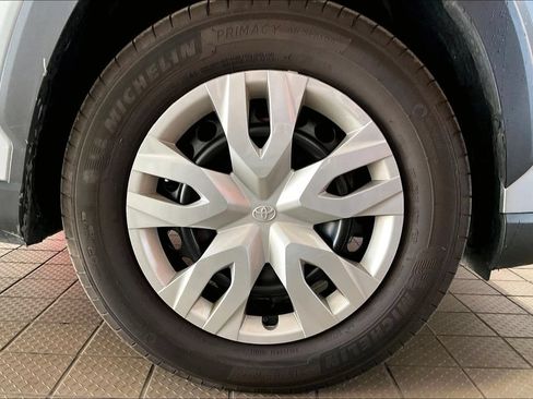 Used 2026 Toyota Corolla Cross L FWD image 32