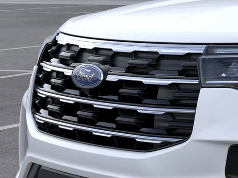 New 2026 Ford Explorer Active w/ Active Comfort Package RWD image 17
