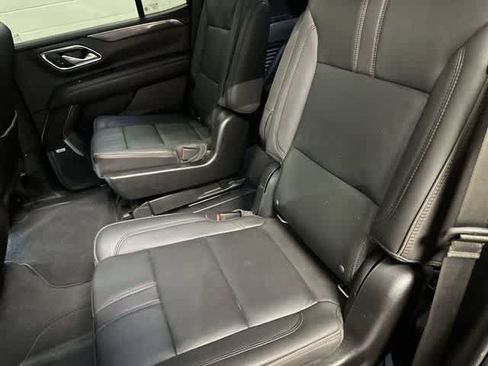Used 2021 Chevrolet Tahoe RST w/ Luxury Package RWD image 11