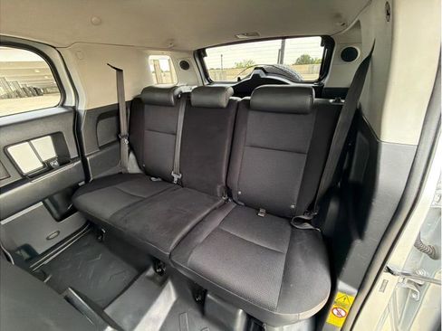 Used 2007 Toyota FJ Cruiser 4WD image 11