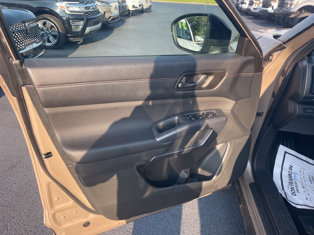 Used 2024 Nissan Pathfinder Rock Creek AWD/4WD image 12