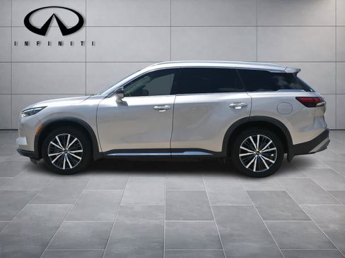 Used 2023 INFINITI QX60 Sensory w/ Cargo Package AWD/4WD image 4