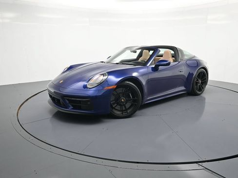 Used 2022 Porsche 911 Targa 4 GTS AWD/4WD image 34