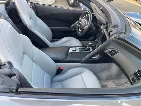 Used 2015 Chevrolet Corvette Stingray 2dr Convertible w/1LT image 23
