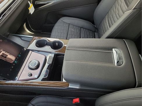 New 2026 Cadillac Escalade Platinum Sport image 20