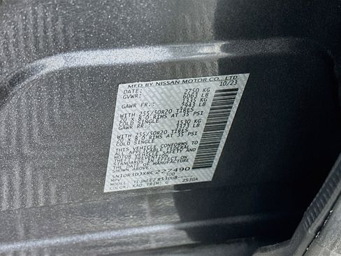 Used 2024 Nissan Pathfinder Platinum w/ Cargo Package AWD/4WD image 12