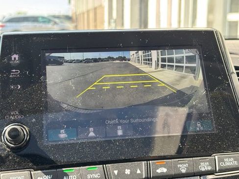 Used 2024 Honda Odyssey EX-L image 19