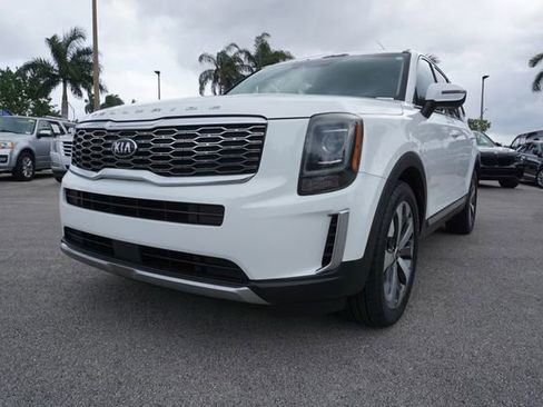 Used 2020 Kia Telluride S w/ S 8 Passenger Seating Package FWD image 19