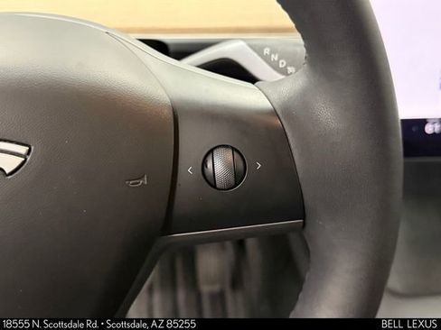 Used 2023 Tesla Model Y Long Range AWD/4WD image 18