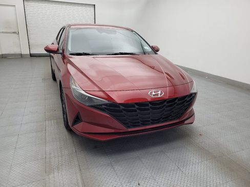 Used 2023 Hyundai Elantra SEL FWD image 14