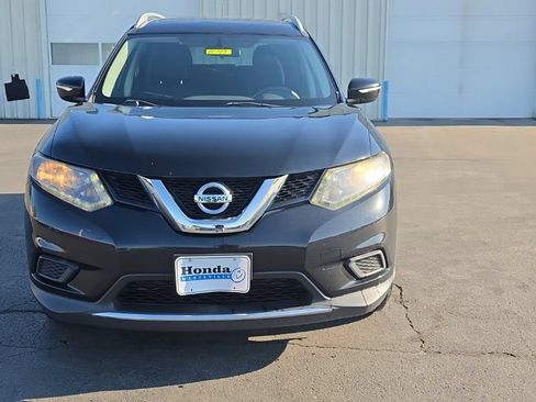 Used 2015 Nissan Rogue SV w/ SV Moonroof Package AWD/4WD image 2
