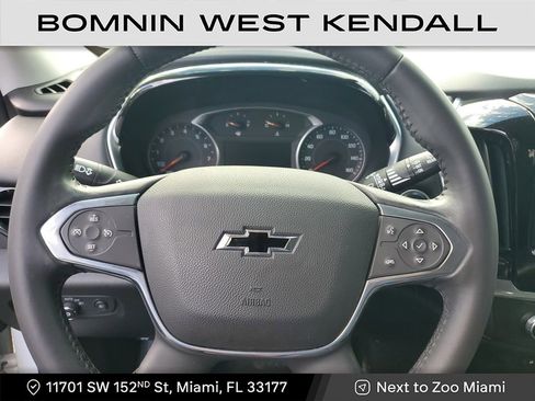 Used 2020 Chevrolet Traverse LT image 13