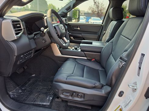 New 2026 Toyota Tundra Platinum AWD/4WD image 15