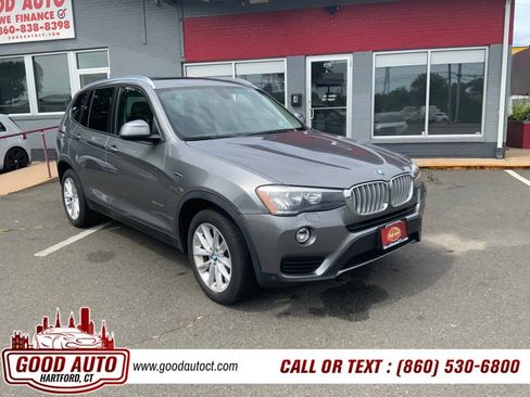 Used 2017 BMW X3 xDrive28i AWD/4WD image 3