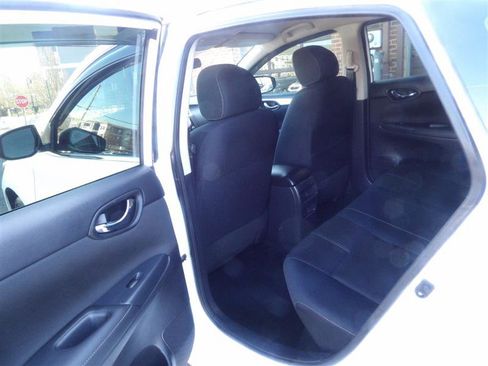 Used 2017 Nissan Sentra S image 10