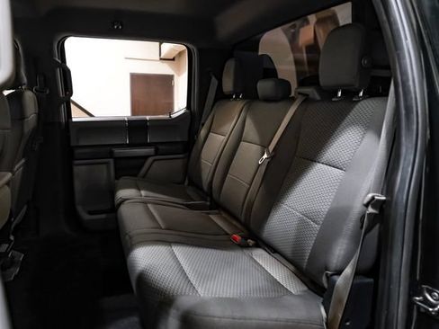 Used 2016 Ford F150 XLT AWD/4WD image 36