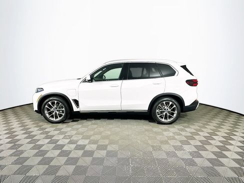 Used 2026 BMW X5 xDrive50e AWD/4WD image 5