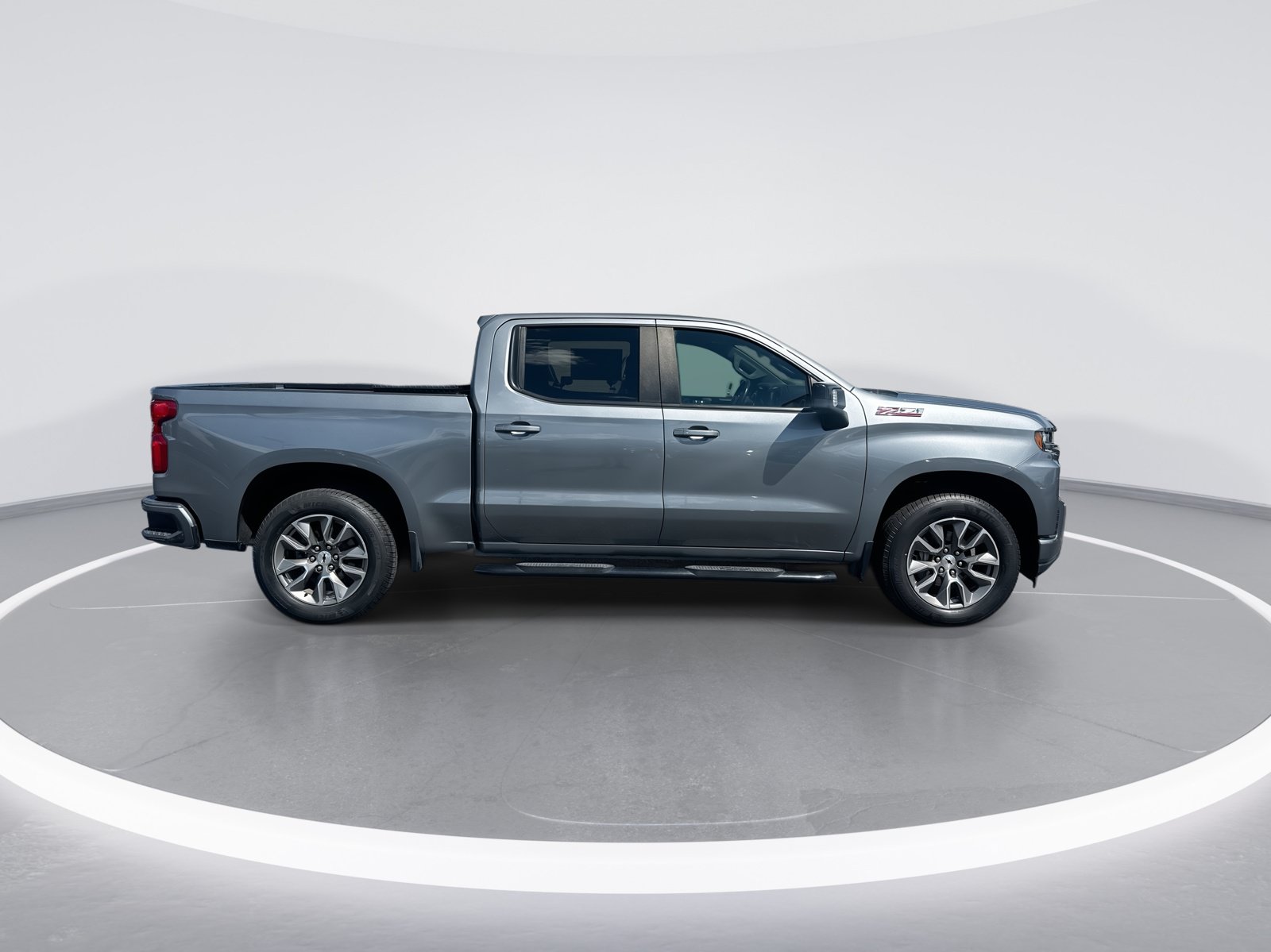 Used 2021 Chevrolet Silverado 1500 RST w/ Convenience Package II AWD/4WD image 10