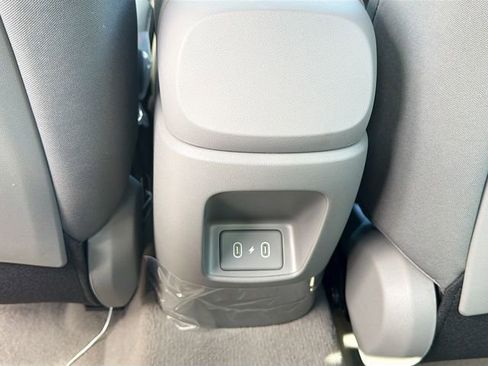 New 2026 Hyundai Elantra SE FWD image 24
