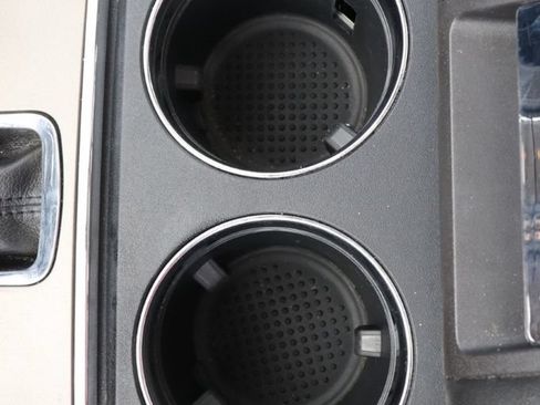Used 2015 Lincoln MKX AWD w/ Equipment Group 102A image 17