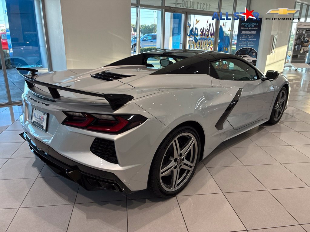 New 2027 Chevrolet Corvette Stingray Convertible w/ Z51 Performance Package RWD image 7