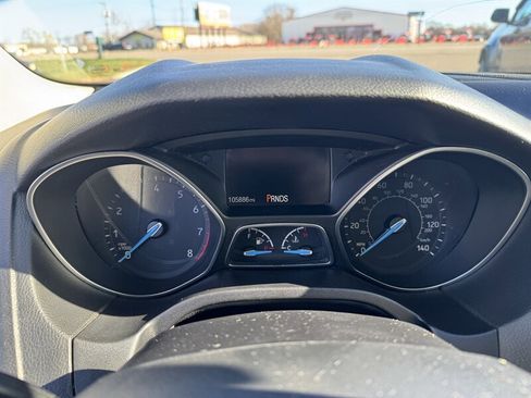 Used 2018 Ford Focus SEL w/ Cold Weather Package image 8