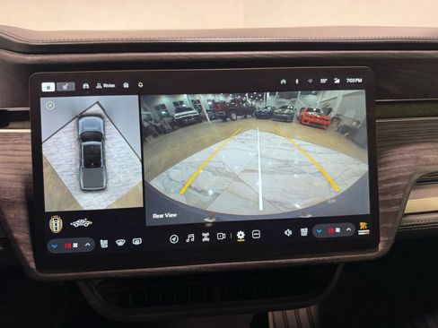 Used 2022 Rivian R1T Launch Edition image 20