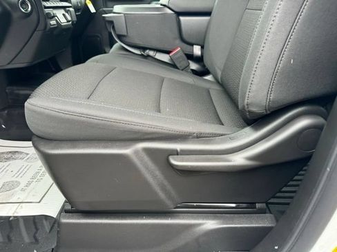 New 2026 GMC Sierra 2500 Pro AWD/4WD image 16