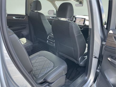 Used 2026 Volkswagen Atlas SEL Premium R-Line AWD/4WD image 19
